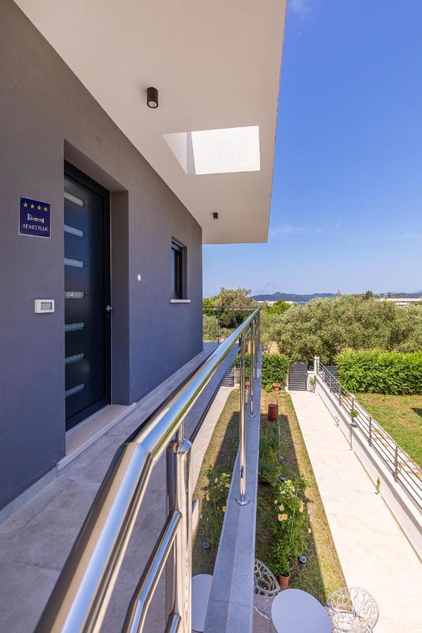Апартаменты Casa Bella Лопуд Экстерьер фото